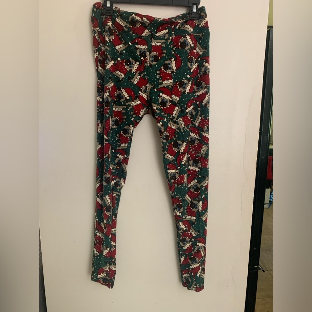 Lularoe Christmas dog leggings.